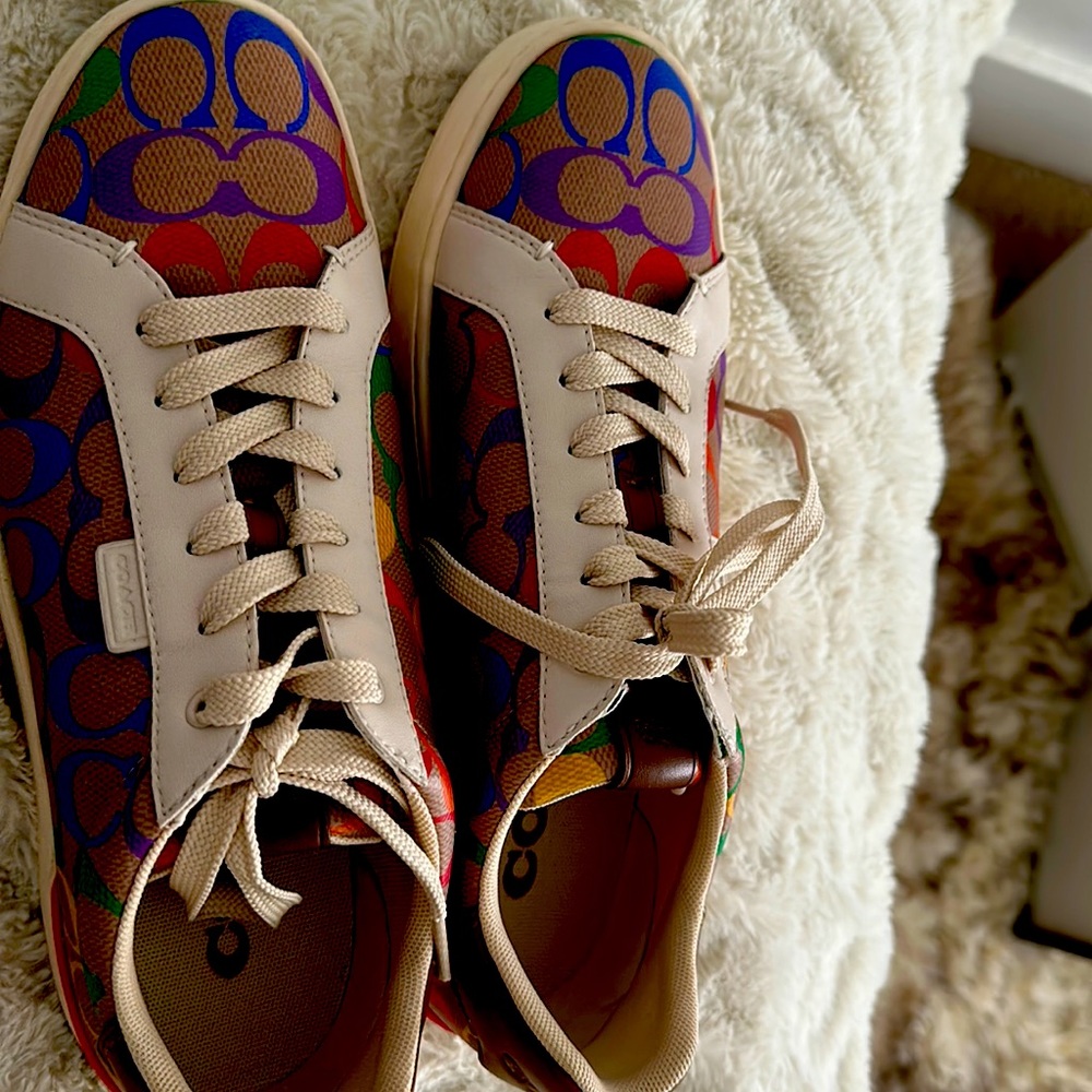 Coach size 9 sneakers